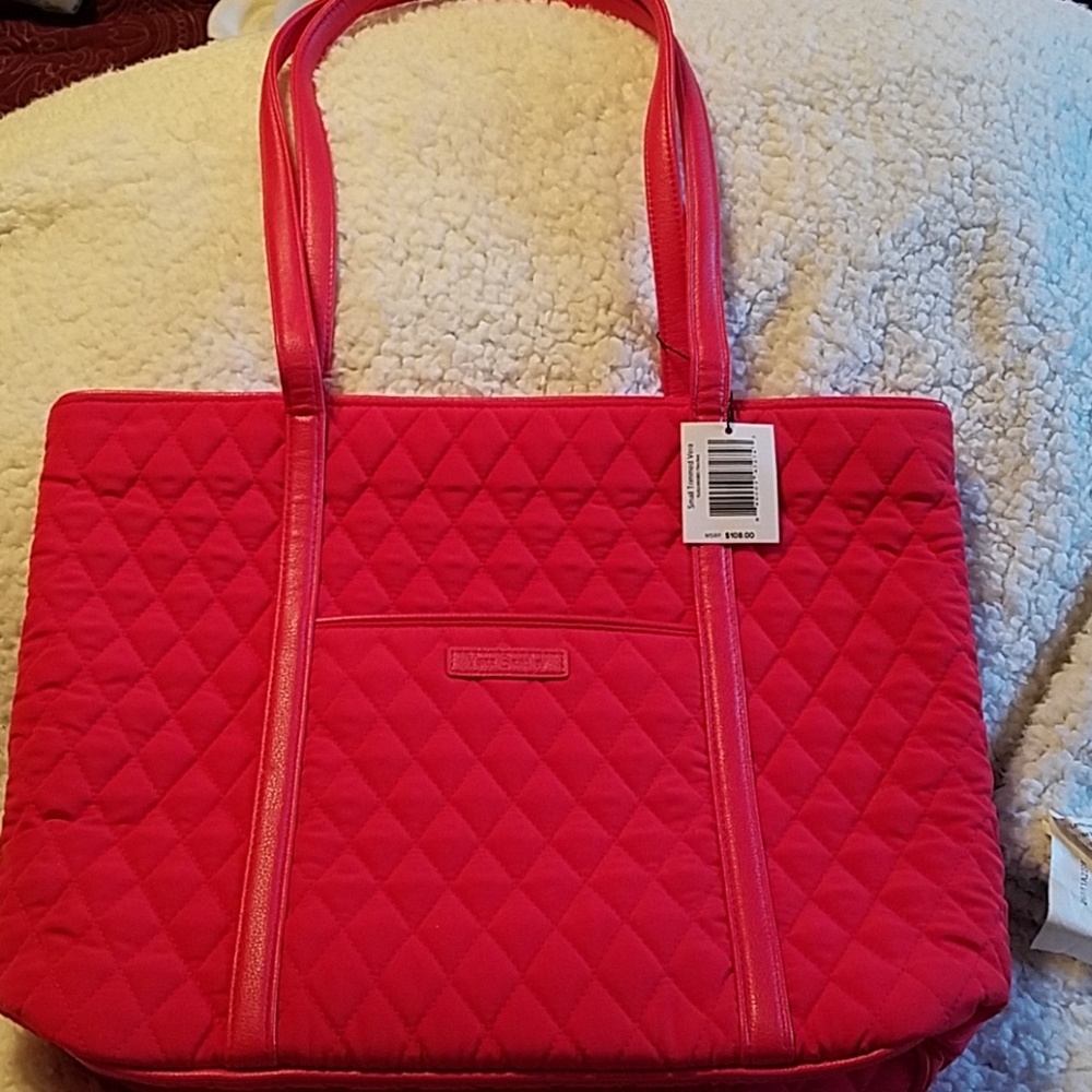 Vera Bradley small trimmed Vera hand bag